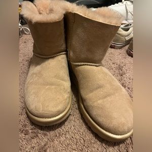 Bailey Bow Champagne Colored Uggs